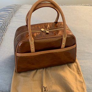 Louis Vuitton Hand Bag  Thompkins  Bronze Vernis